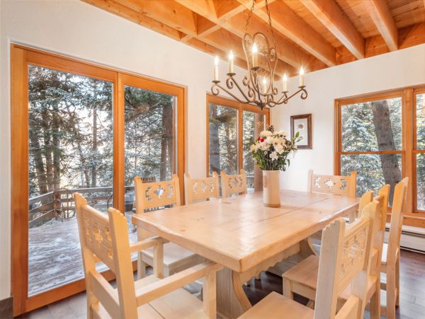 Sundance Home 996786