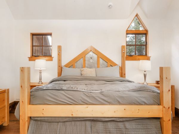 Sundance Home 996786