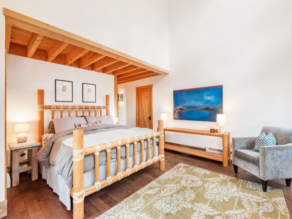 Sundance Home 996786