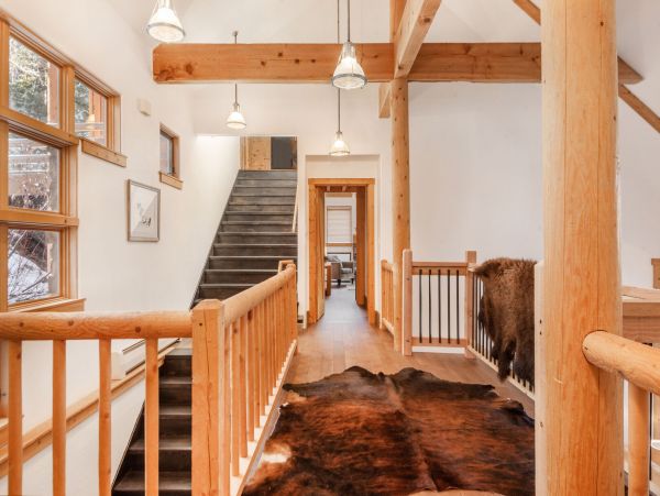 Sundance Home 996786