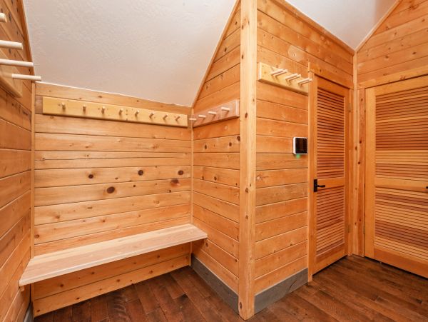 Sundance Home 996786