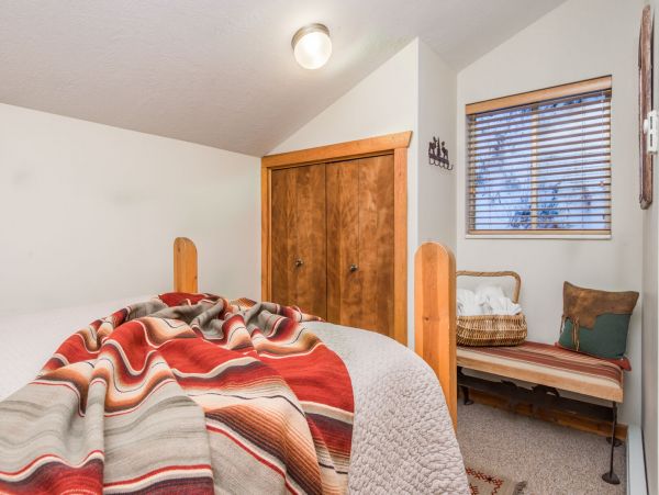 Sundance Home 996787