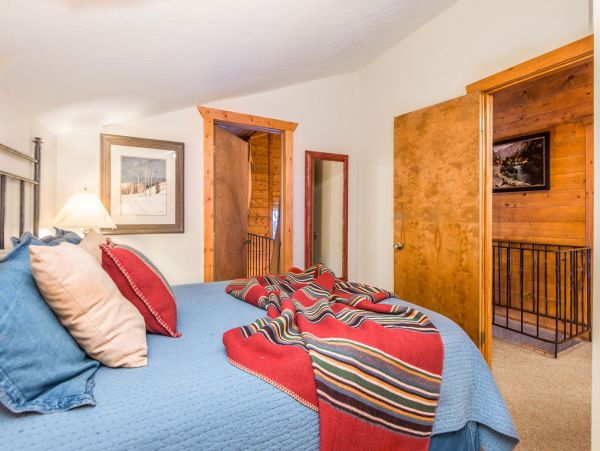 Sundance Home 996787