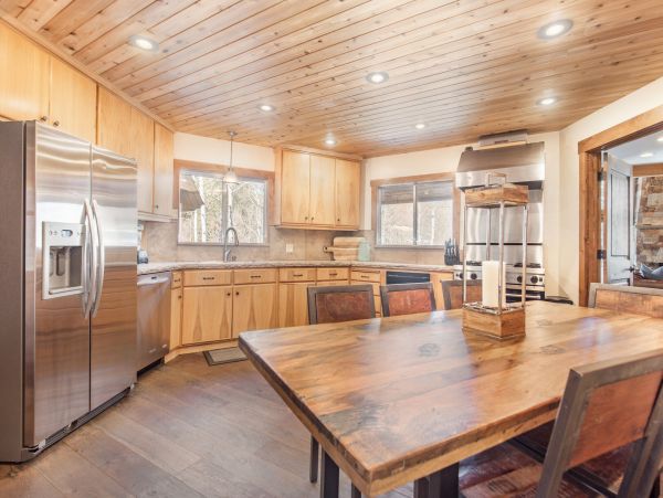 Sundance Home 996789