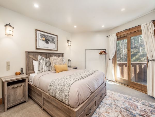 Sundance Home 996789
