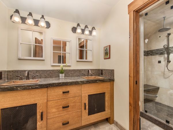 Sundance Home 996789