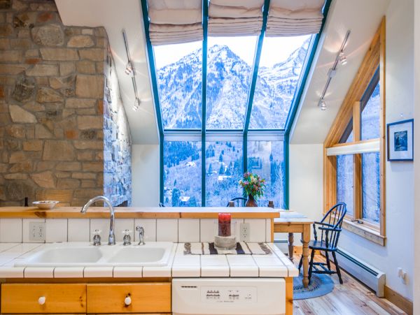 Sundance Home 996796