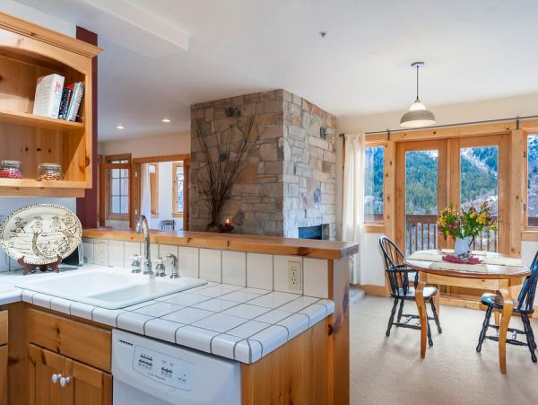 Sundance Home 996796