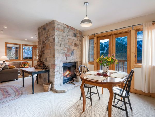 Sundance Home 996796