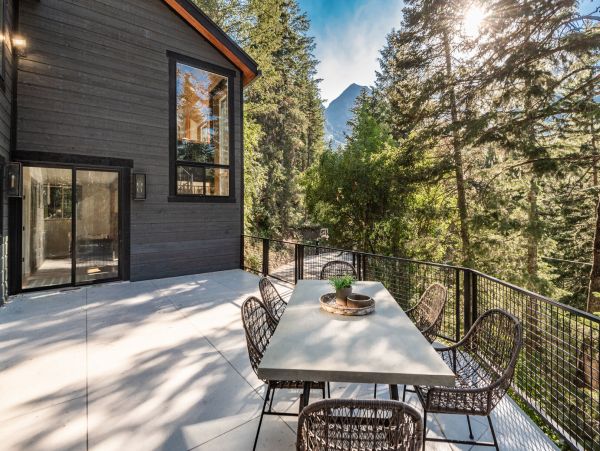Sundance Home 996799
