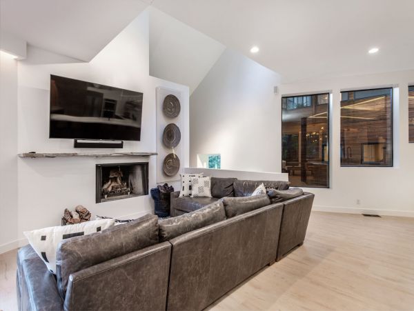 Sundance Home 996802
