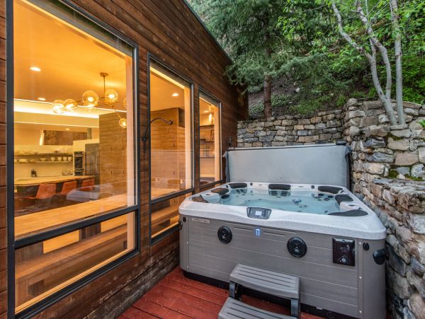Sundance Home 996802