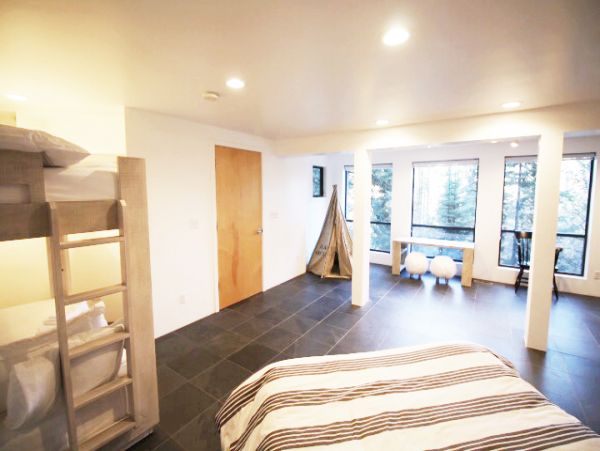 Sundance Home 996802