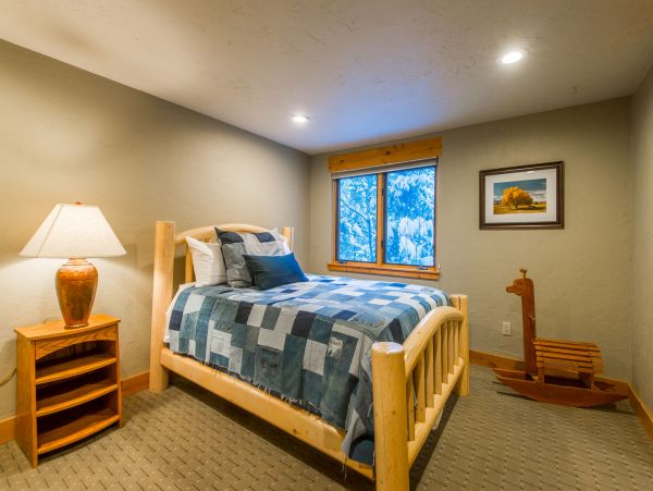 Sundance Home 996805