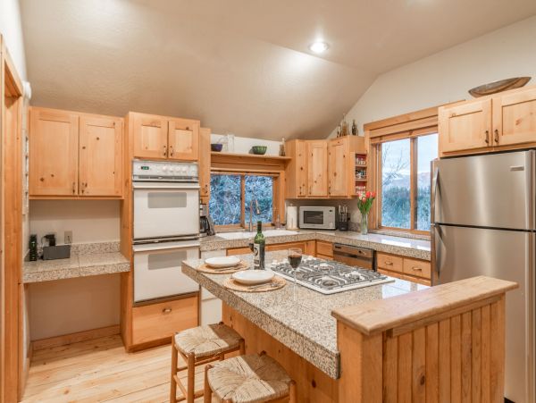 Sundance Home 996806