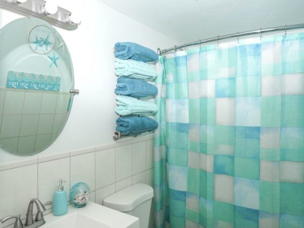 Four Bedroom Family Home in Sombrero Beach with Pool & Dock