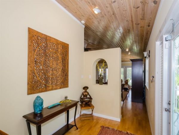 Marathon Vacation Home Five Bedroom with Pool Sleeps 12