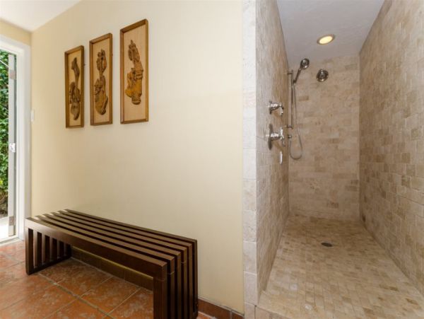 Marathon Vacation Home Five Bedroom with Pool Sleeps 12