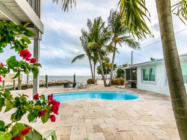 Marathon Vacation Home Five Bedroom with Pool Sleeps 12