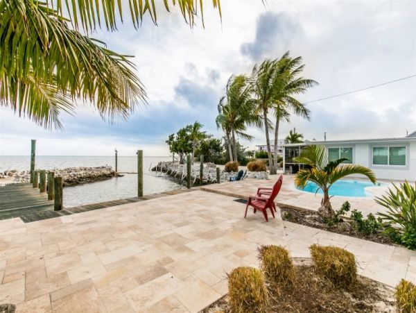 Marathon Vacation Home Five Bedroom with Pool Sleeps 12