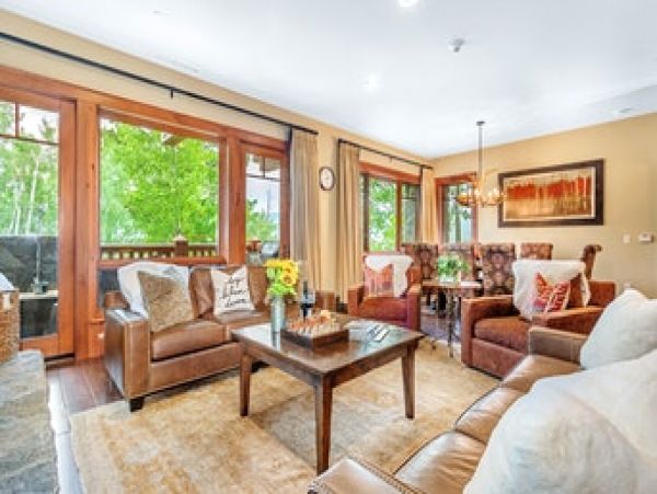 Bachelor Gulch Luxury vacation Rental Ski in Ski Out