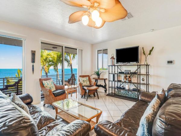 Bayfront Home in Marathon