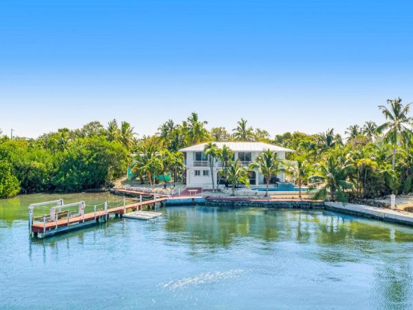 Bayfront Home in Marathon