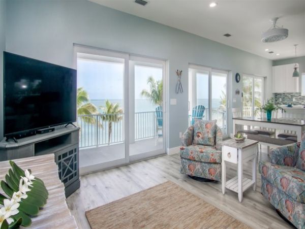 Ocean Views Marathon Vacation Home Three Bedroom w/Pool
