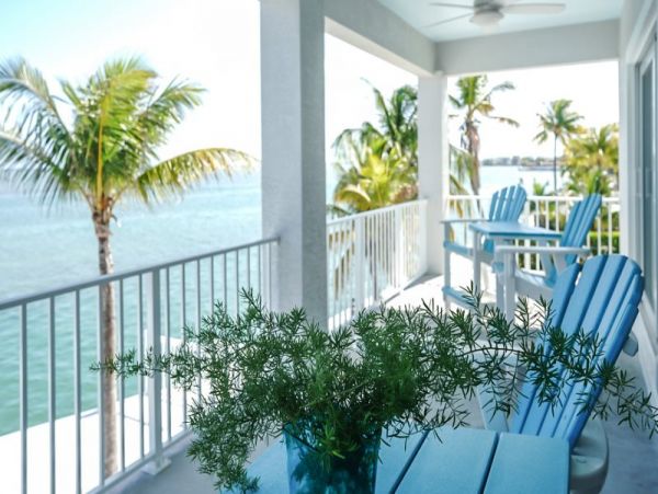 Ocean Views Marathon Vacation Home Three Bedroom w/Pool