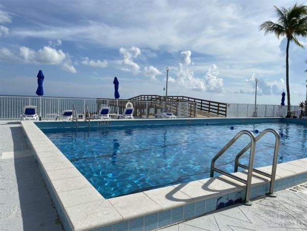 The Florida Keys Condo 997080