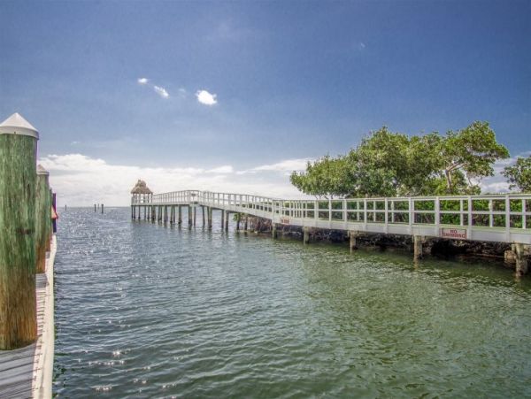 Key Largo Beachfront with ocean views