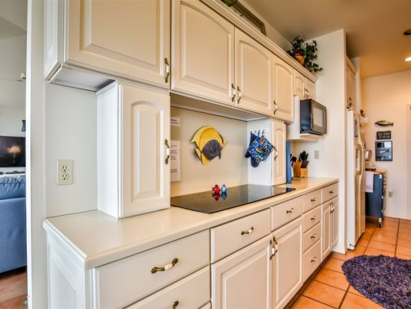 Oceanfront Vacation Penthouse in Layton 3 Bedroom