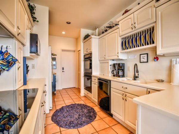 Oceanfront Vacation Penthouse in Layton 3 Bedroom