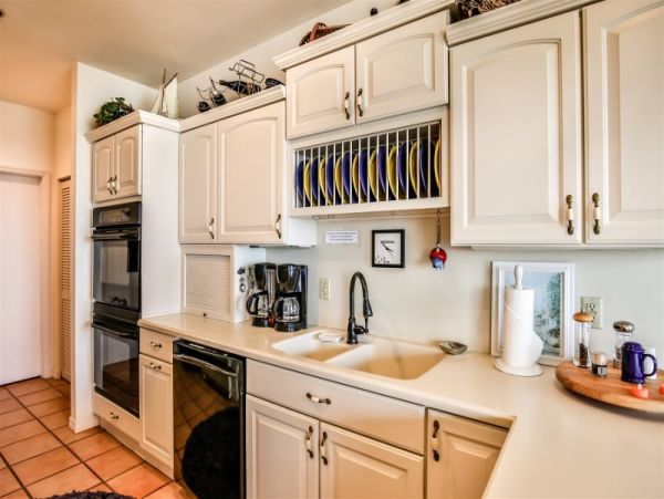 Oceanfront Vacation Penthouse in Layton 3 Bedroom