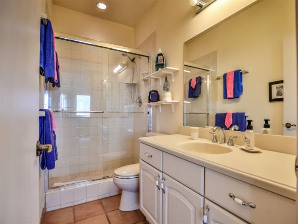 Oceanfront Vacation Penthouse in Layton 3 Bedroom