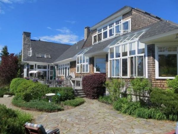 Stunning Vacation Home Bay Views in Harborside 12 Guests