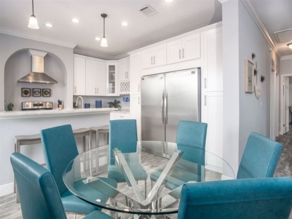 3 Bedroom Home with Private Pool, Spa & Dockage in Marathon