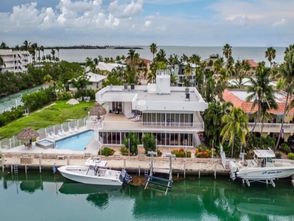 Duck Key 5 Bedroom Vacation Rental