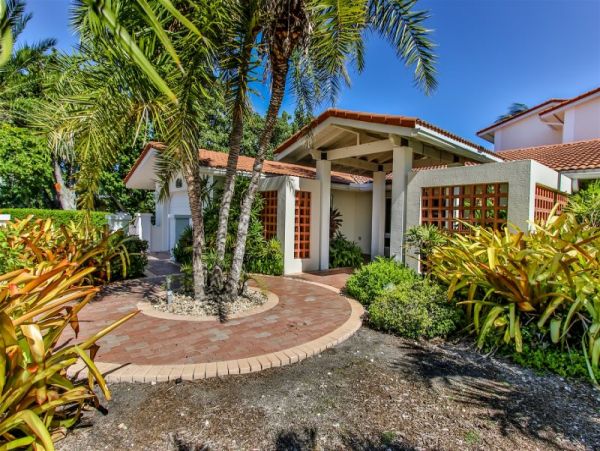 Ocean Views Vacation Home in Marathon Three Bedroom