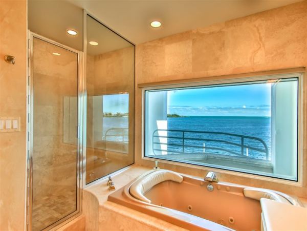 Ocean Views Vacation Home in Marathon Three Bedroom