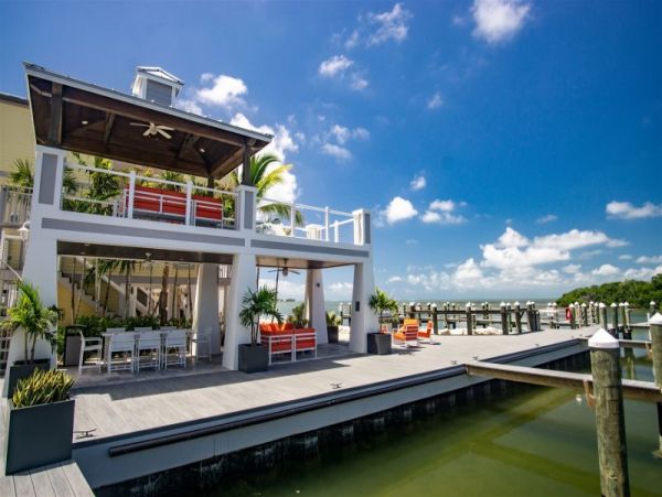 Ocean Views Marathon Vacation Home Two Bedroom