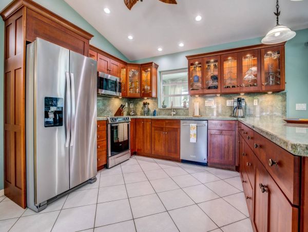 Beautiful House with 3 Bedrooms in Key Colony Beach