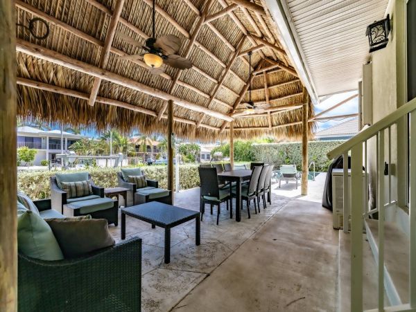 Beautiful House with 3 Bedrooms in Key Colony Beach