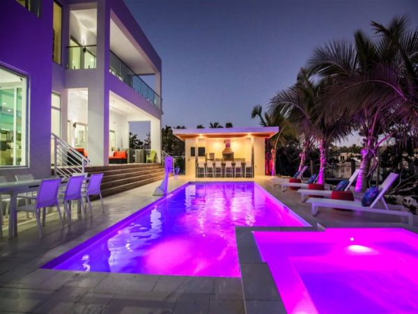 Ocean Views Marathon Vacation Pool Home Four Bedrooms