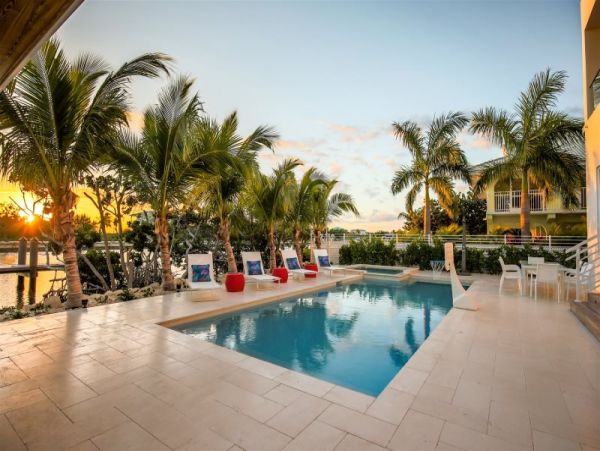 Ocean Views Marathon Vacation Pool Home Four Bedrooms