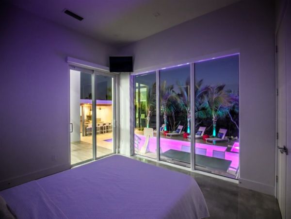 Ocean Views Marathon Vacation Pool Home Four Bedrooms