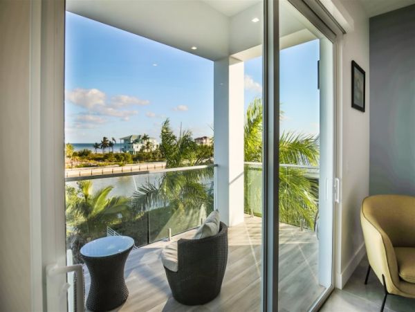 Ocean Views Marathon Vacation Pool Home Four Bedrooms