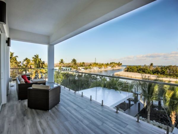 Ocean Views Marathon Vacation Pool Home Four Bedrooms