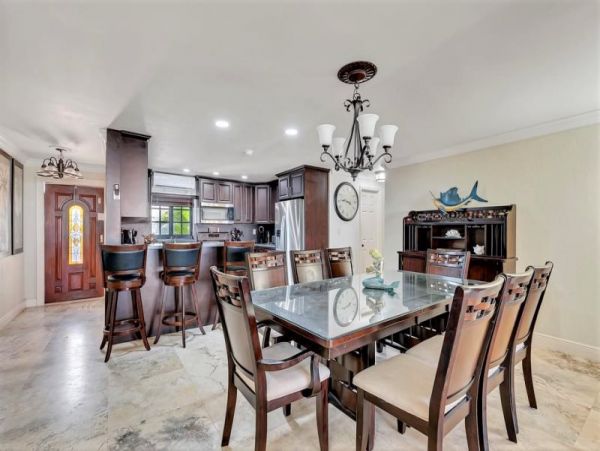 Beautiful Marathon Vacation Home with Private Pool & Views