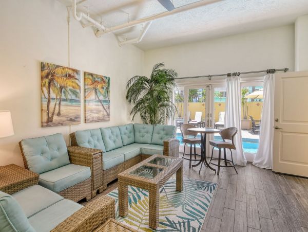 Siesta Key Vacation Duplex Three Bedroom Walk to Beach